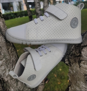 Botn Respetuoso Piruflex Blanco Brilli con Puntera Gris